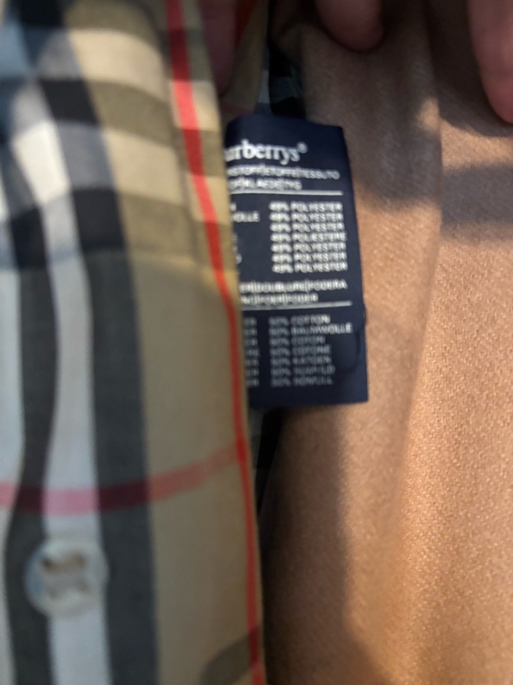 Burberry - Picture 8 of 10